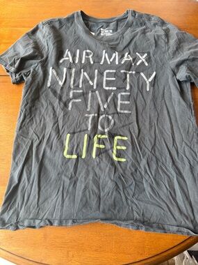 Nike Gray Graphic 'Air Max Ninety Five To Life' Tee with Neon Accents